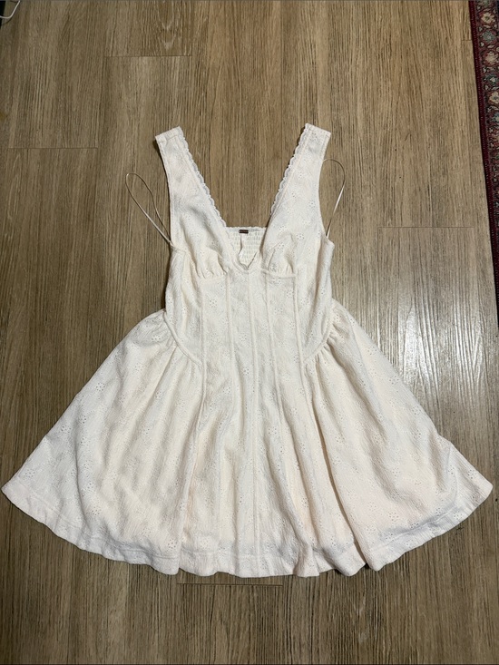 Free People Dresses & Skirts - New Free People Eyelet V-Neck Sundress M